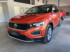 Bild des Angebotes VW T-Roc 1.5 TSI DSG Style LED/PDC/ACC/Navi/SHZ