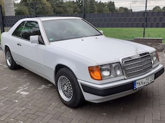 Bild des Angebotes Mercedes-Benz E 230 W 124 Coupe