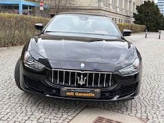 Bild des Angebotes Maserati Ghibli 3.0 S V6 GRANLUSSO  BLACK LINE