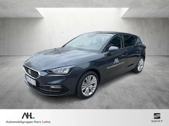 Bild des Angebotes SEAT Leon Style Edition 1.5 eTSI NAVI RFK ACC SZH VC KESSY