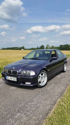 Bild des Angebotes BMW 323 323i / M-Paket / technoviolett