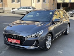 Bild des Angebotes Hyundai i30 Trend, Klima, Lenkradheizung, 8 fach bereift