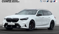 Bild des Angebotes BMW M5 Touring ab 1,99% eff. / Driving+Parkingassist B/W