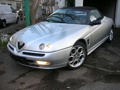 Alfa Romeo Spider *nur 22.100km *2.0 Lusso *1.Hd*Klima*Leder*e-Dach