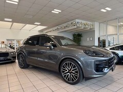 Bild des Angebotes Porsche Cayenne Turbo E-Hybrid PCCB/Panorama/PDCC