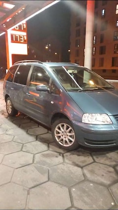 Bild des Angebotes VW Sharan 1.9 TDI Automatik Comfortline
