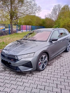 Bild des Angebotes Skoda Octavia Combi 2.0 TSI RS Canton DCC AHK