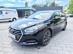 Bild des Angebotes Hyundai i40 cw PremiumAutomatik,Navi,Leder,Xenon,