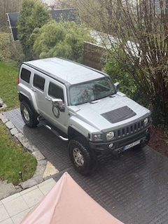 HUMMER H3