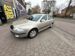 Bild des Angebotes Skoda Octavia Octavia II Combi Combi 2.0 FSI Elegance