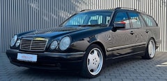 Bild des Angebotes Mercedes-Benz E 55 AMG E 55 T AMG Tempomat SHZ Schiebedach