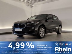 Bild des Angebotes BMW X2 sDrive20i Navi/LED/AHK/SHZ/PDC v+h/Sport-Lr Navi/L