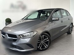 Bild des Angebotes Mercedes-Benz B 220 NAV+LEDER+KEYLESS+KAM+WIDESCREEN+SPURHALTE