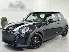 Bild des Angebotes MINI Cooper S Classic Trim Black Aut. NAV+LED+KAM+DCC