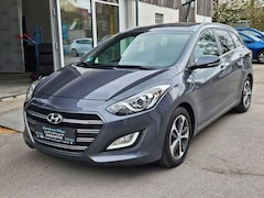 Bild des Angebotes Hyundai i30 1.6 CRDi 16V cw blue Style
