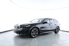 Bild des Angebotes BMW 520 i M Sport Lüft|Pano|HUD|PAs+360°|h&k|4xSH|AHK