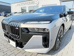 Bild des Angebotes BMW 760 e*xDrive*Two*Tone*Individual*3xTV*SkyLounge*