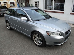 Bild des Angebotes Volvo V50 2.0D "Momentum"
