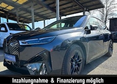 Bild des Angebotes BMW iX xDrive50*LUFTFEDERUNG*SOFT-CLOSE*HEAD-UP*