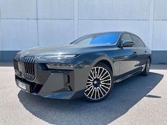Bild des Angebotes BMW 740 d xDr M Sport|VOLLAUSSTATTUNG|MWST AUSWB.|