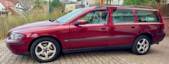 Volvo V70 V70 D5 AWD Automatik Premium Behindertengerecht