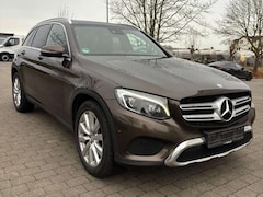 Bild des Angebotes Mercedes-Benz GLC 220 GLC220d 4Matic Exclusive *AHK*PANO*NAVI*KAMERA*