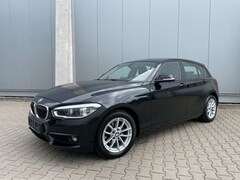 Bild des Angebotes BMW 116 i Navi LED Glasdach SHZ Tempomat 2xPDC Alu