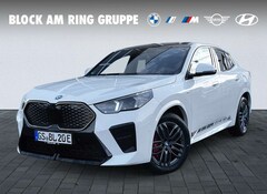 Bild des Angebotes BMW iX2 EDRIVE20 M Sport Pro AHK LHZ Pano DA+ PA+ HUD H/K