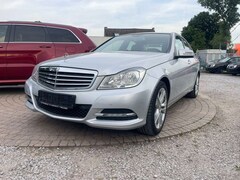 Bild des Angebotes Mercedes-Benz C 180 CGI BlueEfficiency in sehr gepflegten Zustand