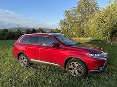 Bild des Angebotes Mitsubishi Outlander 2.0 CVT 4x4 7S 150 PS Intense+