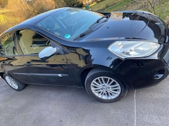 Bild des Angebotes Renault Clio Clio 1.2 16V 75 Grandtour Expression