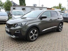 Bild des Angebotes Peugeot 3008 Peugeot 3008 1,2i/AUT/VOLLLEDER/NAVI/SITZHEIZ/PANO