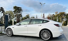 Bild des Angebotes Tesla Model 3 Langstreckenbatt. Allradantrieb Dual Motor 580 KM