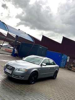 Bild des Angebotes Audi A4 Audi A 4 / 2.0 T FSI multitronic ( 200 ps)