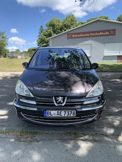 Bild des Angebotes Peugeot 807 2.0 hdi 16v SR 136cv fap FL