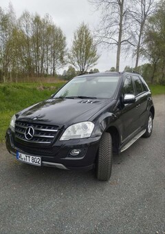 Bild des Angebotes Mercedes-Benz ML 350 CDI 4Matic 7G-TRONIC DPF