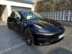 Bild des Angebotes Tesla Model 3 Performance EnhancedLangstreckenbatt.schwarz/weiß