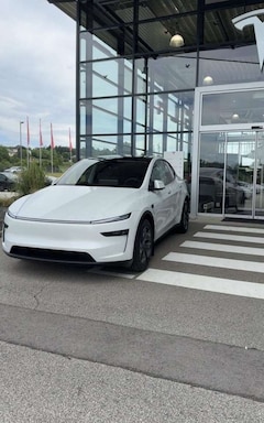 Bild des Angebotes Tesla Model Y Long Range Dual Motor AWD
