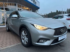 Bild des Angebotes Infiniti Q30 1.6 Navigation|Kamera|DAB