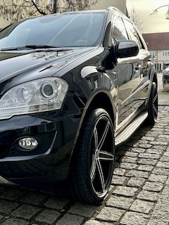 Bild des Angebotes Mercedes-Benz ML 320 CDI 4Matic 7G-TRONIC DPF