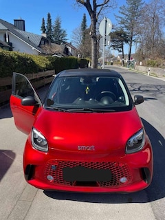 Bild des Angebotes smart forFour Smart forfour electric Drive EQ mit Faltdach