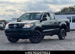 Bild des Angebotes Toyota Hilux Extra Cab 4x4 2.5D Klima NETTO 9000€