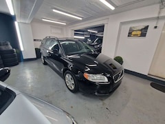 Bild des Angebotes Volvo V70 Kombi Kinetic AHK.