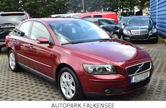 Bild des Angebotes Volvo S40 2.4 Momentum 1.Hand vom Rentner 1938geb. Aut