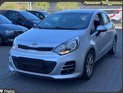 Kia Rio 1.2 Dream Team AHK. SHZ. KLIMA-A. BT