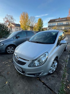Bild des Angebotes Opel Corsa 1.2 , 8-Fach bereift, TÜV bis 01/27