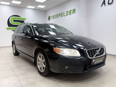 Bild des Angebotes Volvo V70 Summum / LEDER / MEMORY / SHZ / TEMPOMAT