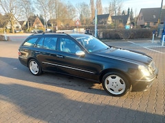 Bild des Angebotes Mercedes-Benz E 320 E 320 T CDI (211.226)