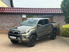 Bild des Angebotes Toyota Hilux Double Cab Invincible 4x4