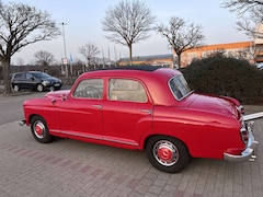 Bild des Angebotes Mercedes-Benz 180